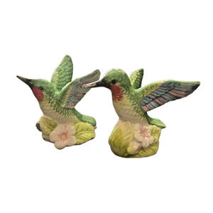 J Willfred Hummingbird Salt And Pepper Shaker Set Birds Flowers Green Pink Blue